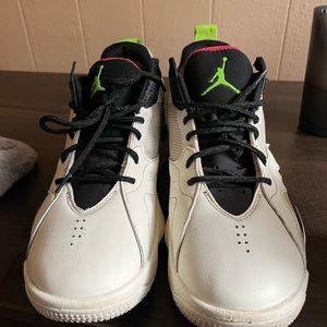 Jordan zoom 92